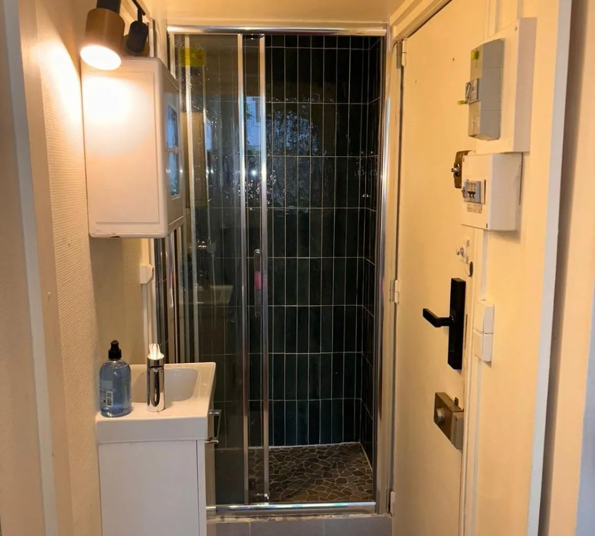 Charmante Place A Deux Pas De La Tour Eiffel Paris Homestay